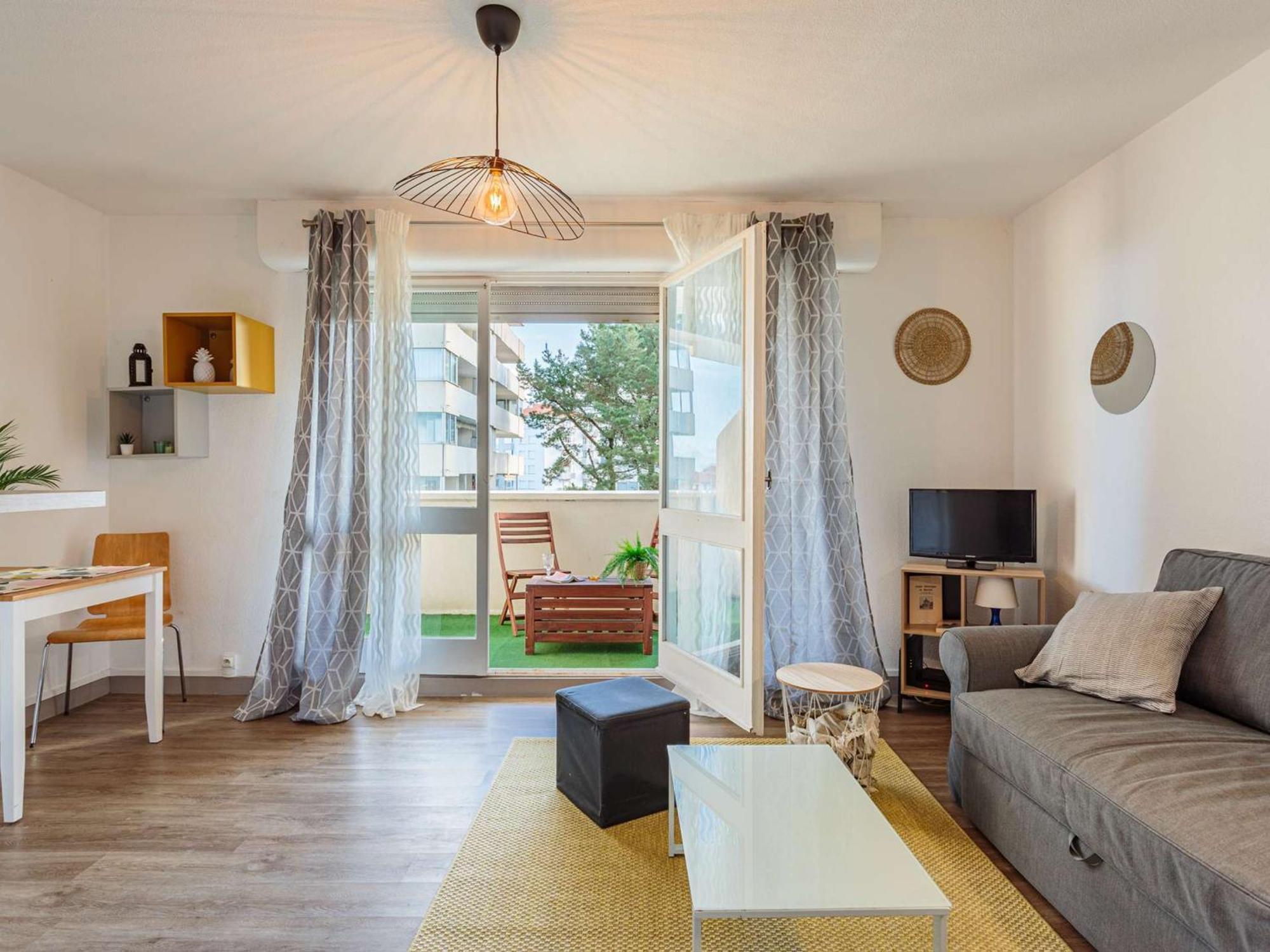 Moderne Avec Balcon Et Parking A - Fr-1-3-625 Apartamento *